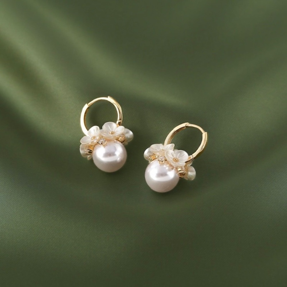 Elegant Flower White Pearl Dangle Drop Earrings for Women,Pearl Earrings - Picture 1 of 4